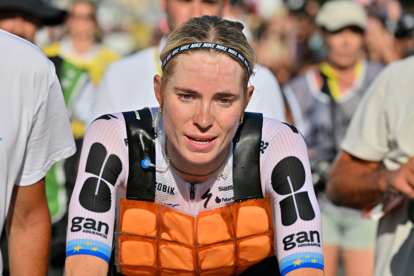 Vollering wins Stage 8 to take lead at Women's Tour de France from Niewiadoma-Phinney | iNFOnews.ca