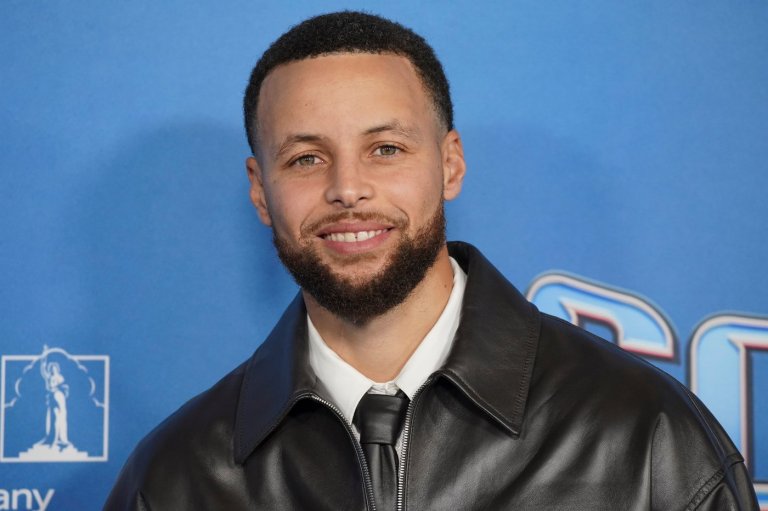 Lakers' Doncic, Warriors' Curry dealing with injuries ahead of All-Star Game | iNFOnews.ca