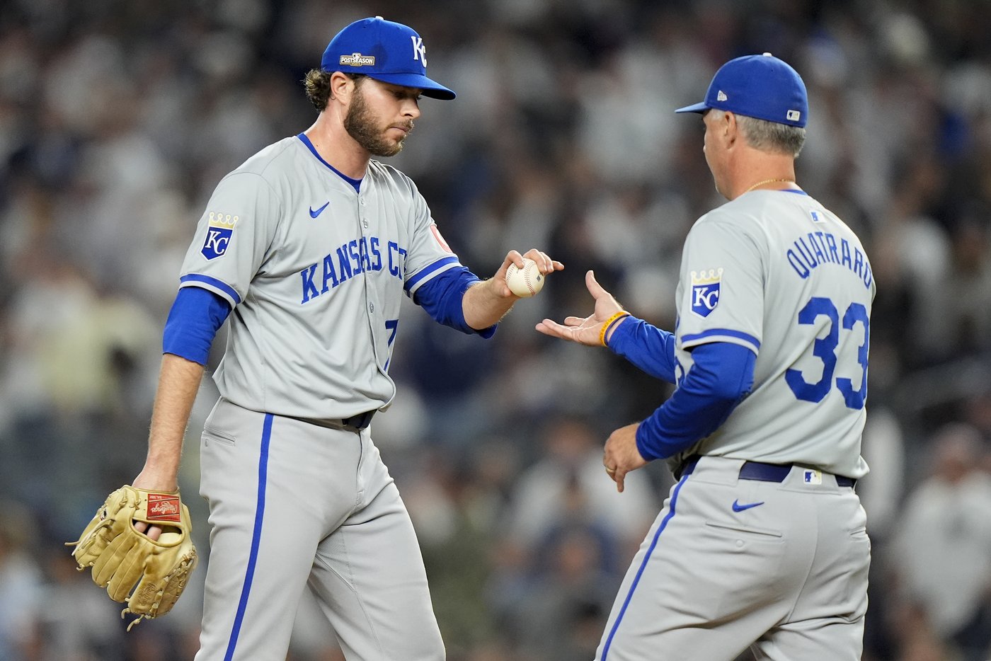 Royals let Yankees walk away with win in AL Division Series opener | iNFOnews.ca