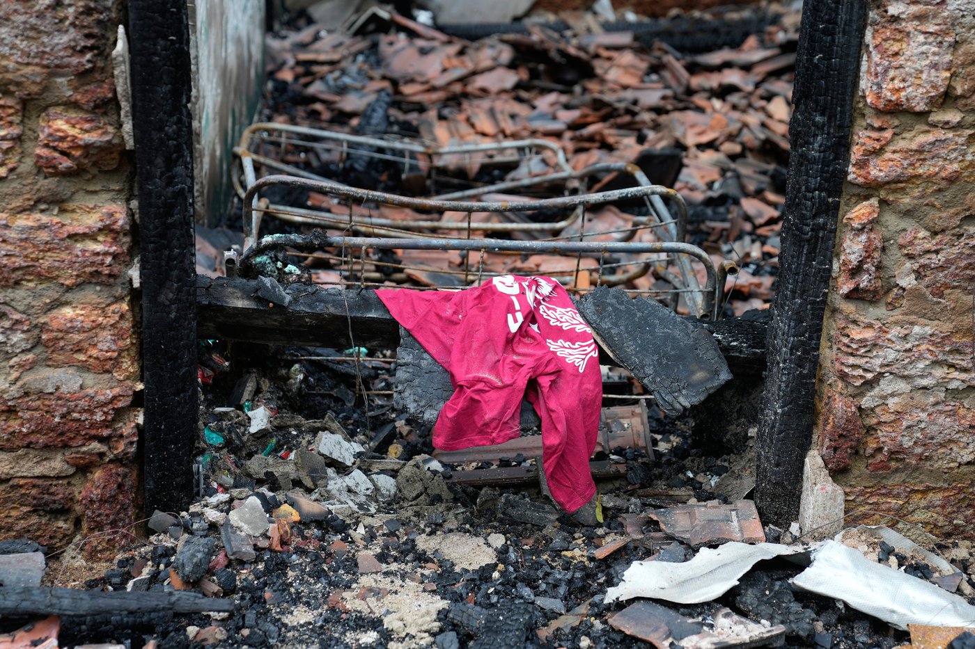 Survivors from a burned Sri Lankan nursing home relocate, in photos | iNhome