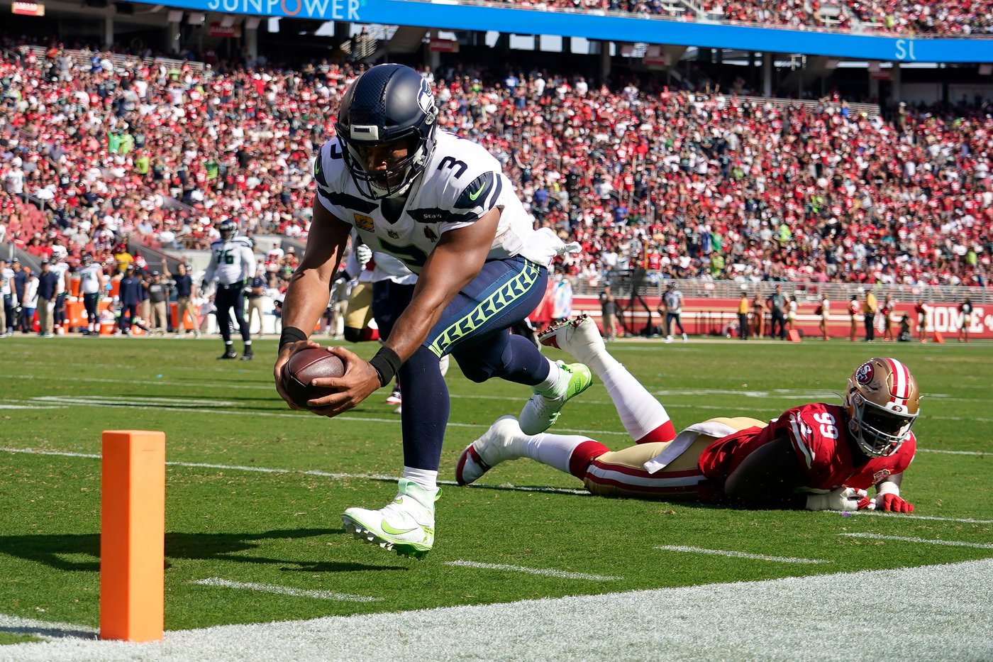 Russell Wilson confirms he's retiring from the NFL to join CBS Sports | iNFOnews.ca Russell Wilson confirms he's retiring from the NFL to join CBS Sports | iNFOnews.ca