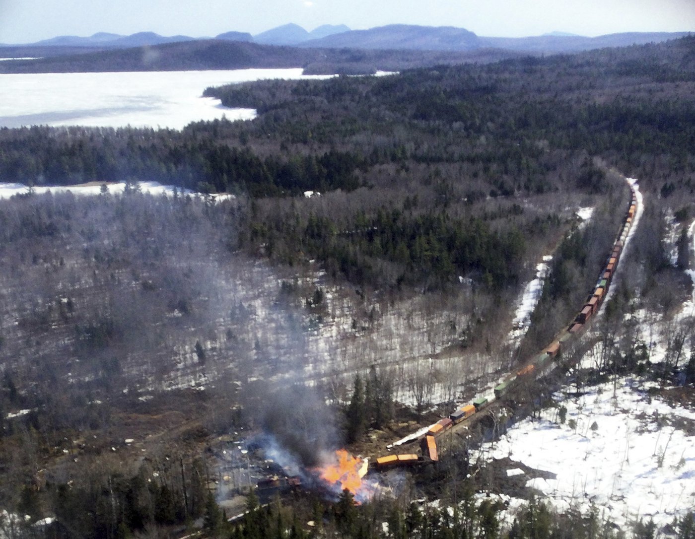 Maine train derailment that led to injuries and forest fire was caused by beaver dam, officials say | iNFOnews.ca Maine train derailment that led to injuries and forest fire was caused by beaver dam, officials say | iNFOnews.ca