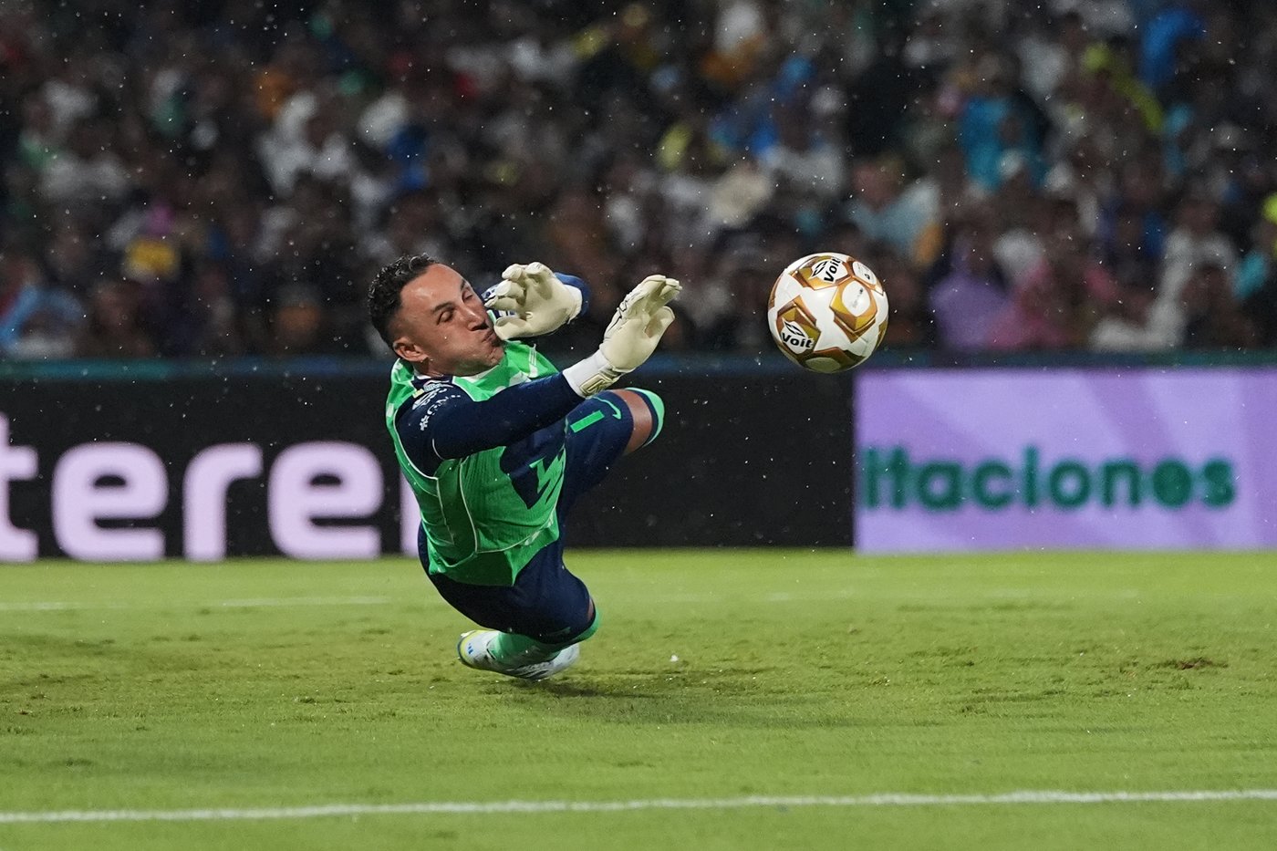Cruz Azul rallies past Pumas 2-1 to win the Clausura title on a stoppage-time goal | iNFOnews.ca Cruz Azul rallies past Pumas 2-1 to win the Clausura title on a stoppage-time goal | iNFOnews.ca