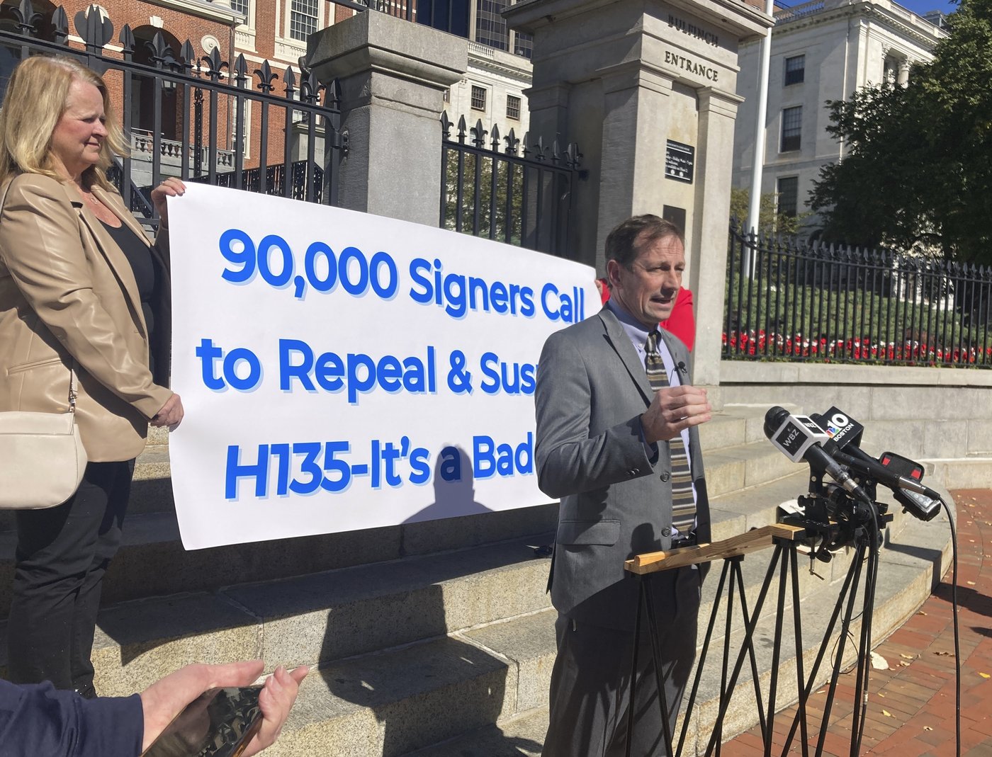 Gun activists say they are aiming to put Massachusetts gun law repeal on 2026 ballot | iNFOnews.ca Gun activists say they are aiming to put Massachusetts gun law repeal on 2026 ballot | iNFOnews.ca