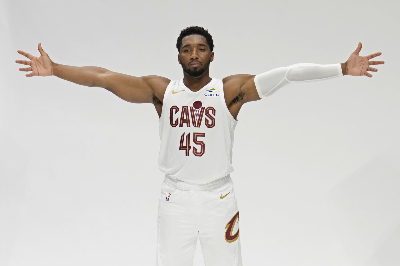 Cavaliers star Donovan Mitchell relieved to be in Cleveland for long haul after signing extension | iNFOnews.ca