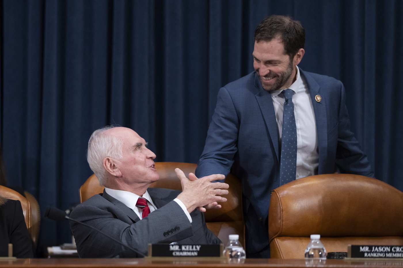 After a chaotic Congress, lawmakers head home to ask voters: How about another term? | iNFOnews.ca