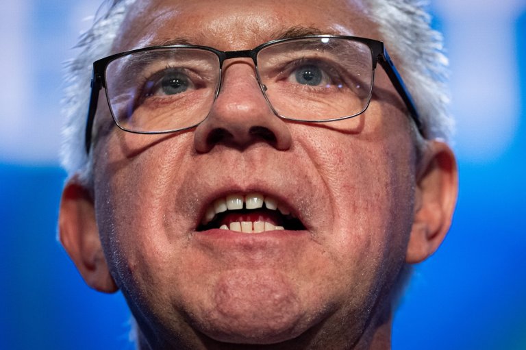 Lorne Doerkson leads B.C. Conservatives to power with thumping two-thirds majority | iNFOnews.ca