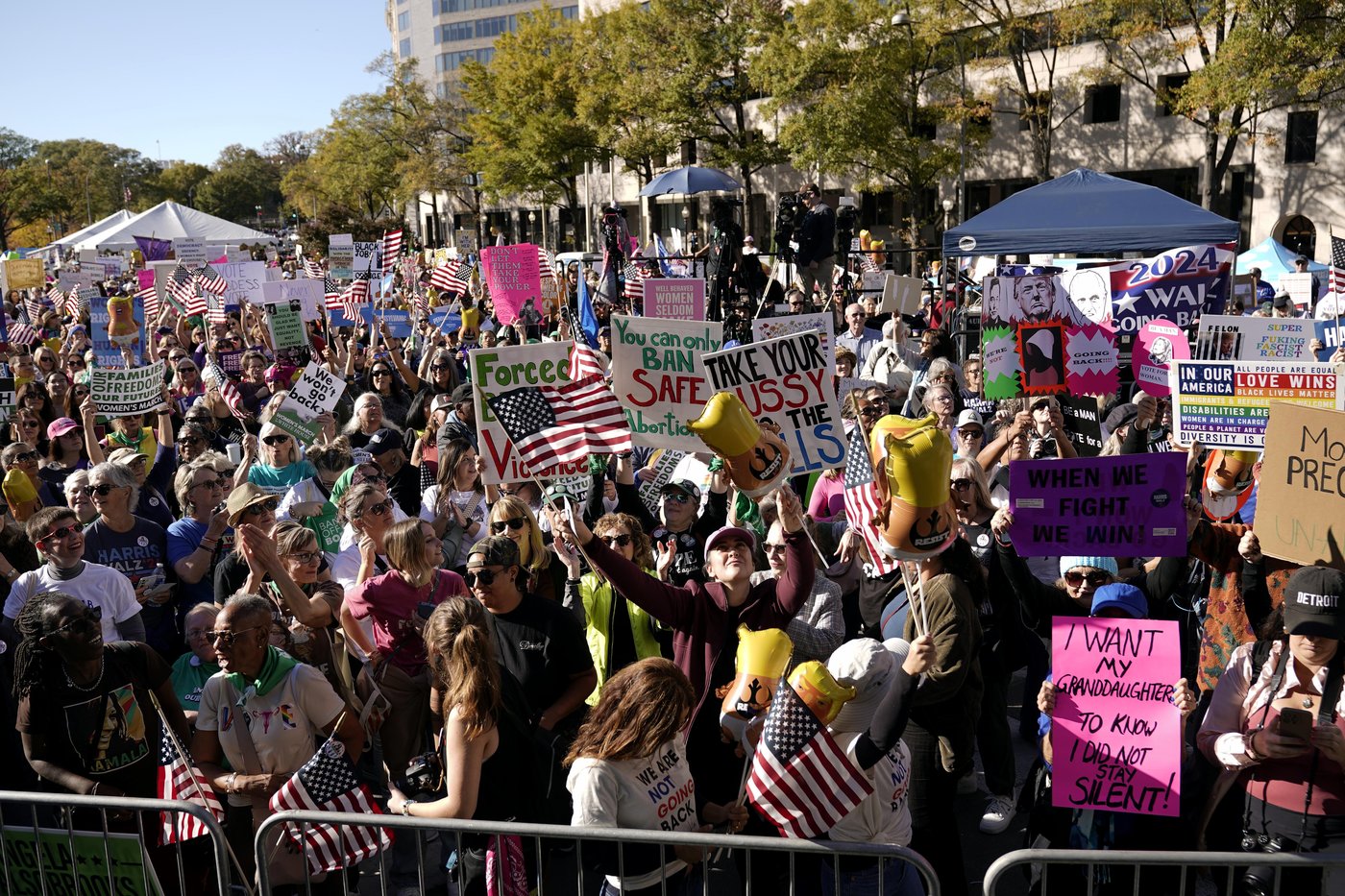 Abortion rights at forefront of Women's March rallies in runup to Election Day | iNFOnews.ca Abortion rights at forefront of Women's March rallies in runup to Election Day | iNFOnews.ca