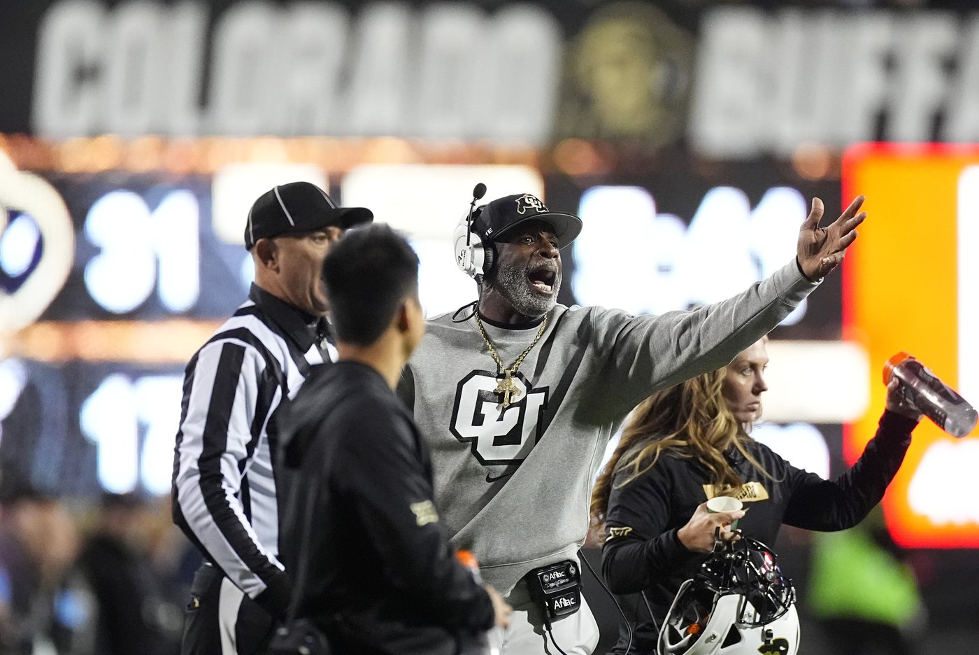 From rankings, to 4-wheelers, to tortillas, Deion Sanders had plenty on his mind after the bye week | iNFOnews.ca