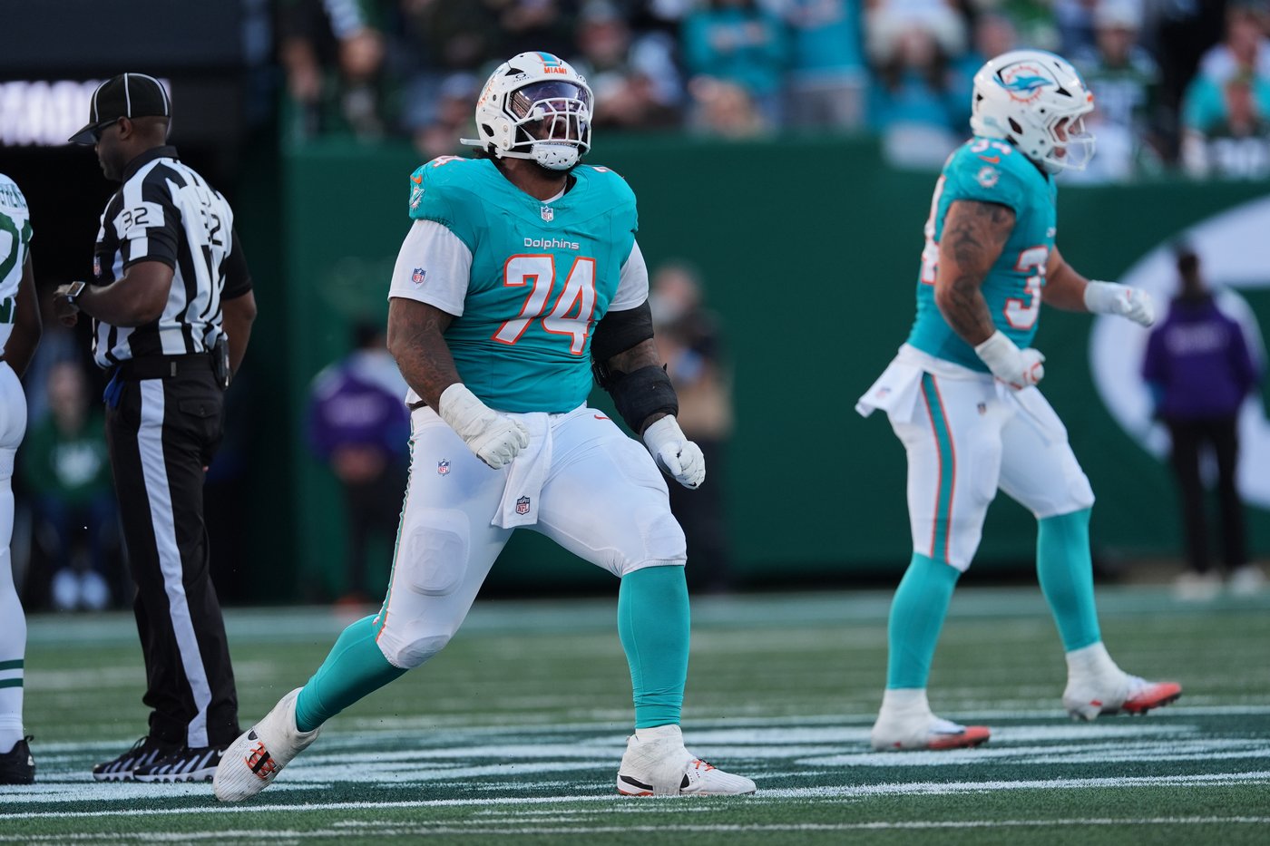 Dolphins want a team built on toughness, Hafley’s first win showed that identity taking shape | iNFOnews.ca Dolphins want a team built on toughness, Hafley’s first win showed that identity taking shape | iNFOnews.ca