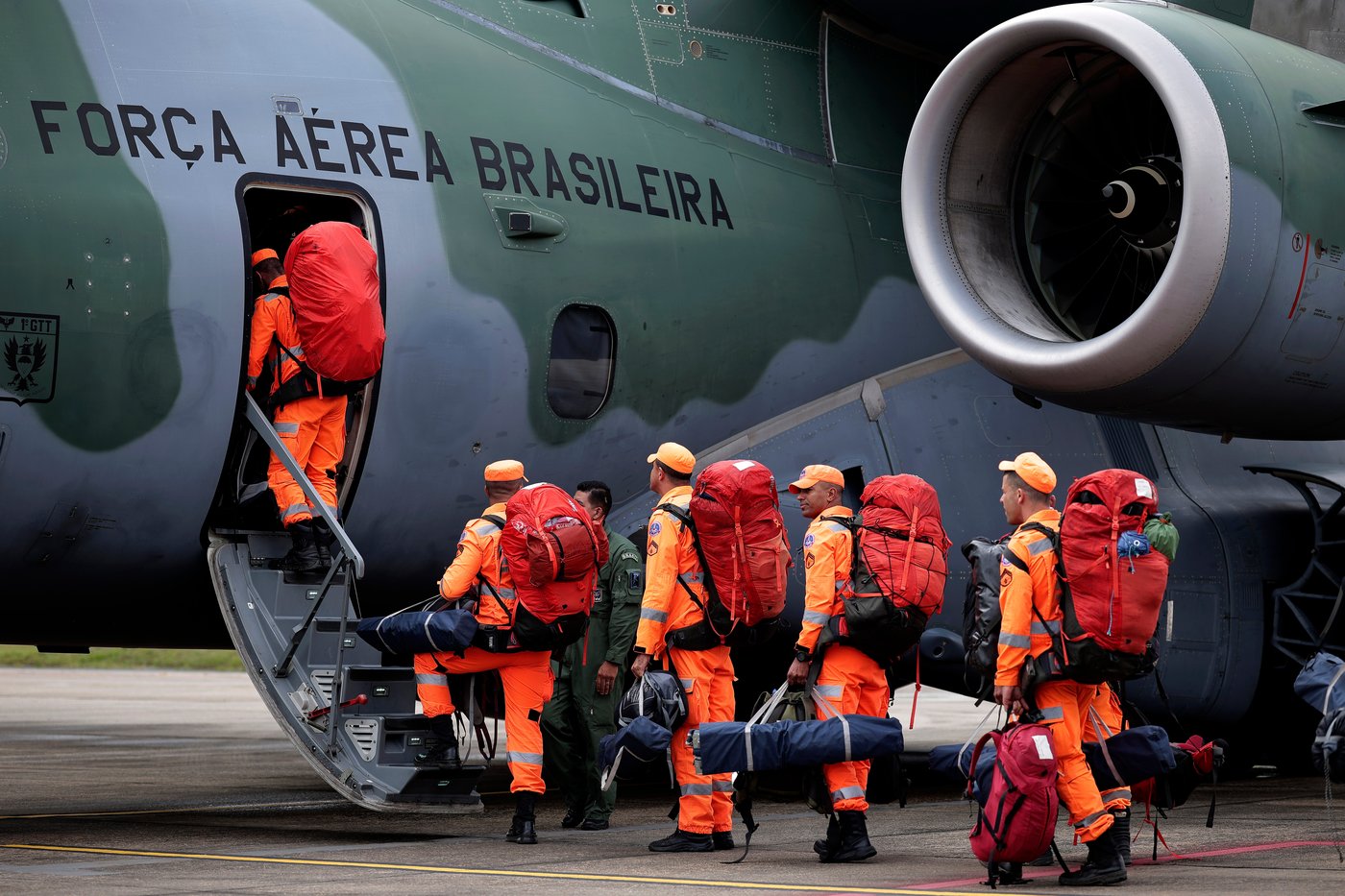 Photos show rescue efforts across earthquake-ravaged Venezuela | iNFOnews.ca