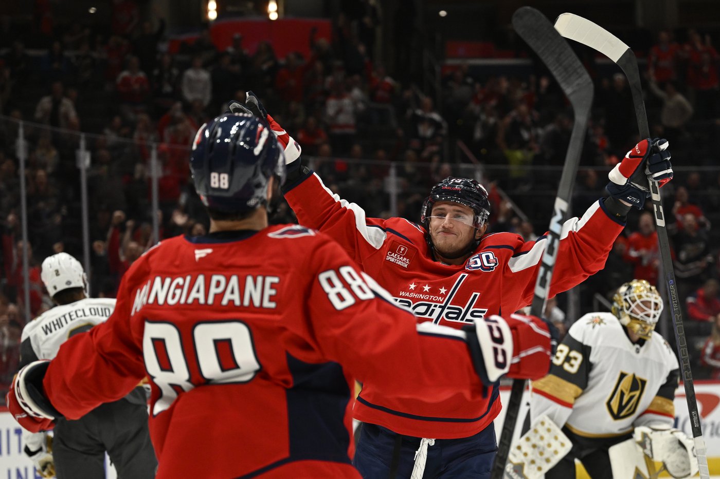 Capitals end the Golden Knights' season-opening winning streak at 3 with a 4-2 victory | iNFOnews.ca