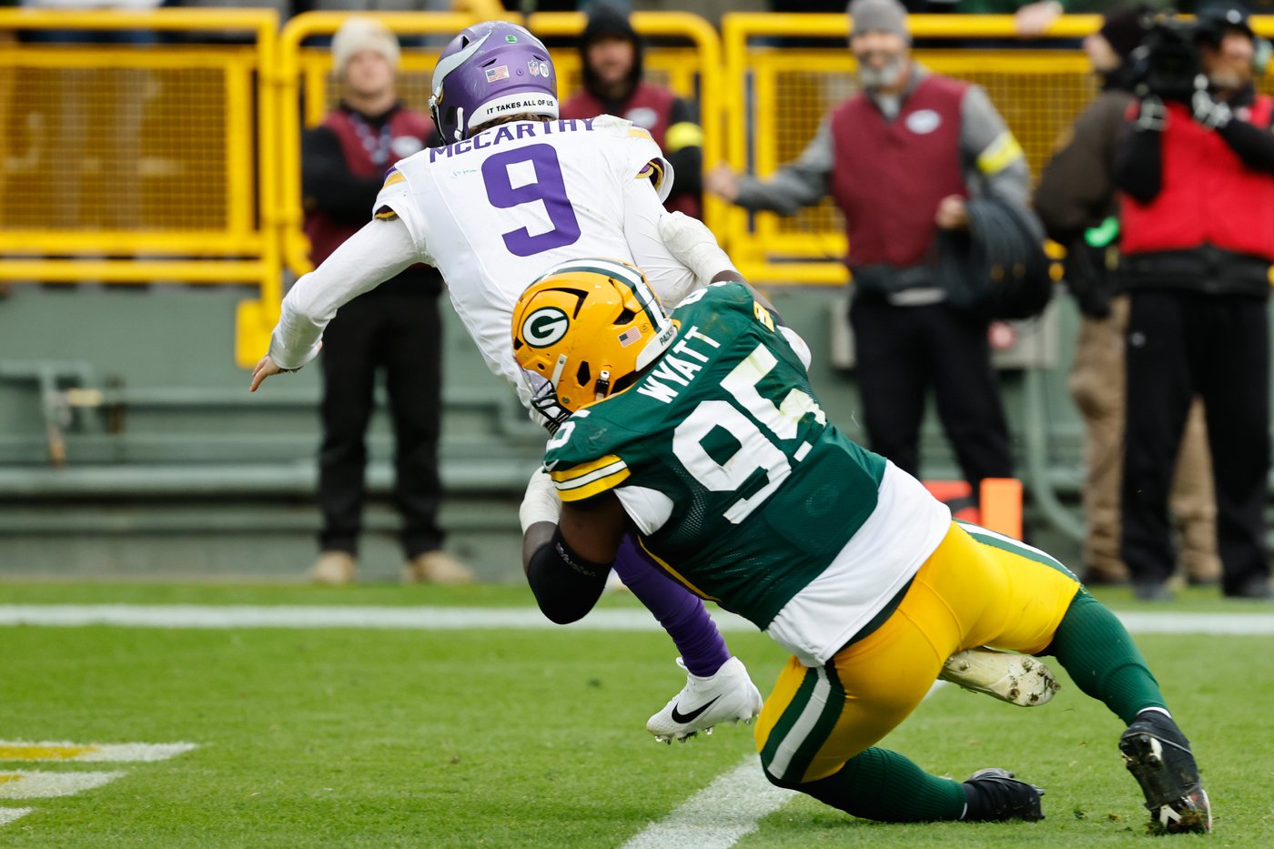 Packers lose defensive lineman Devonte Wyatt for rest of season with ankle injury | iNFOnews.ca