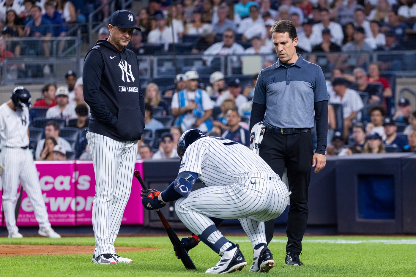 Yankees rookie shortstop George Lombard Jr. day to day with right knee discomfort | iNFOnews.ca