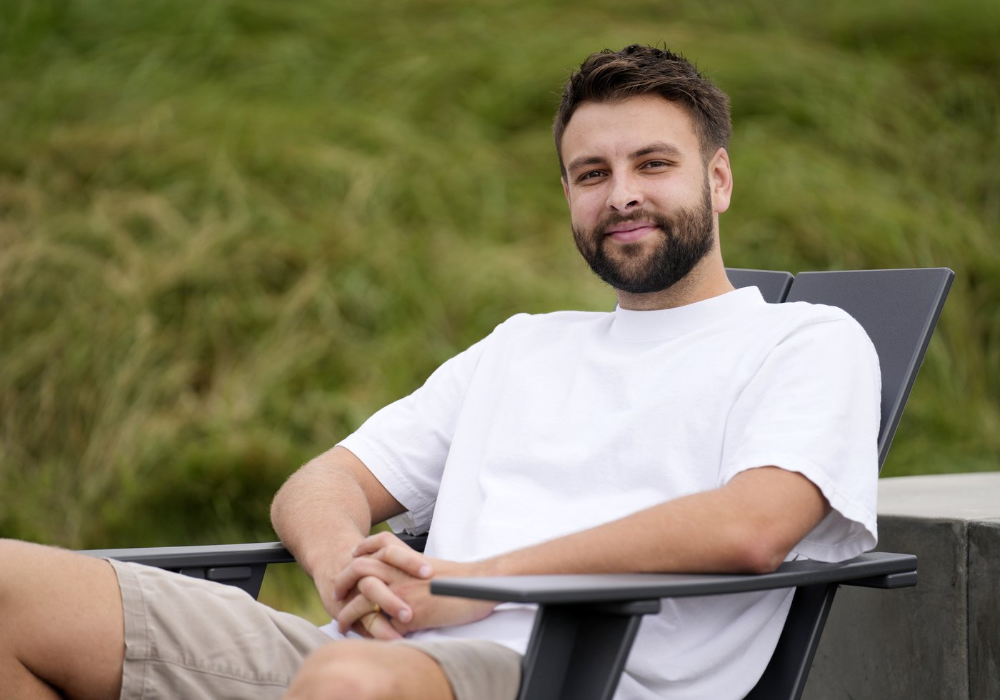 ‘Kindness’ influencers on TikTok give money to strangers. Why is that controversial? | iNFOnews.ca