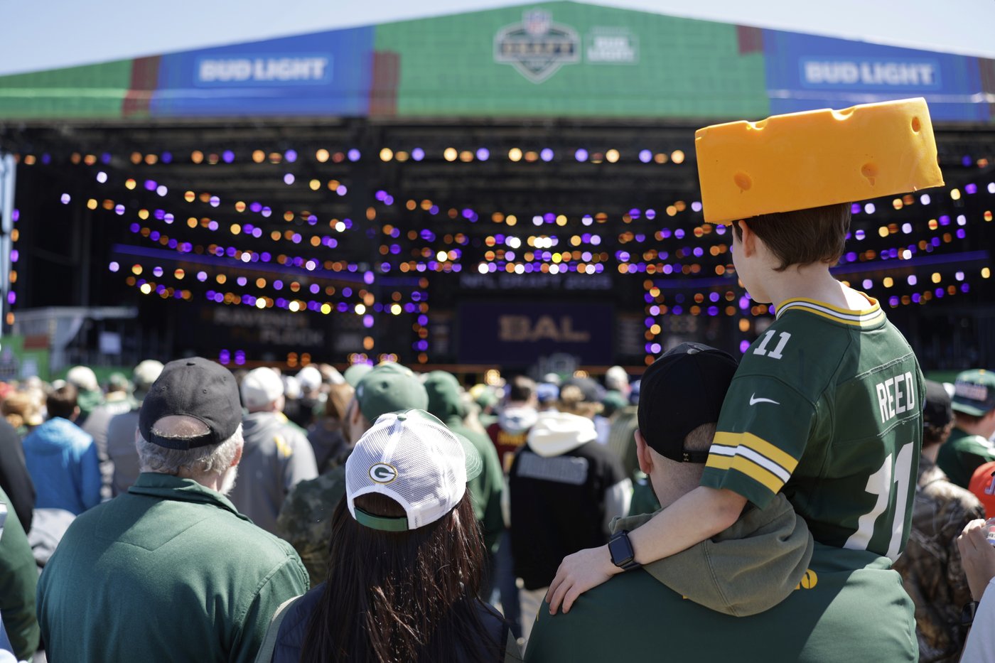 Reported attendance figures at Green Bay more than double the pre-draft forecasts | iNFOnews.ca