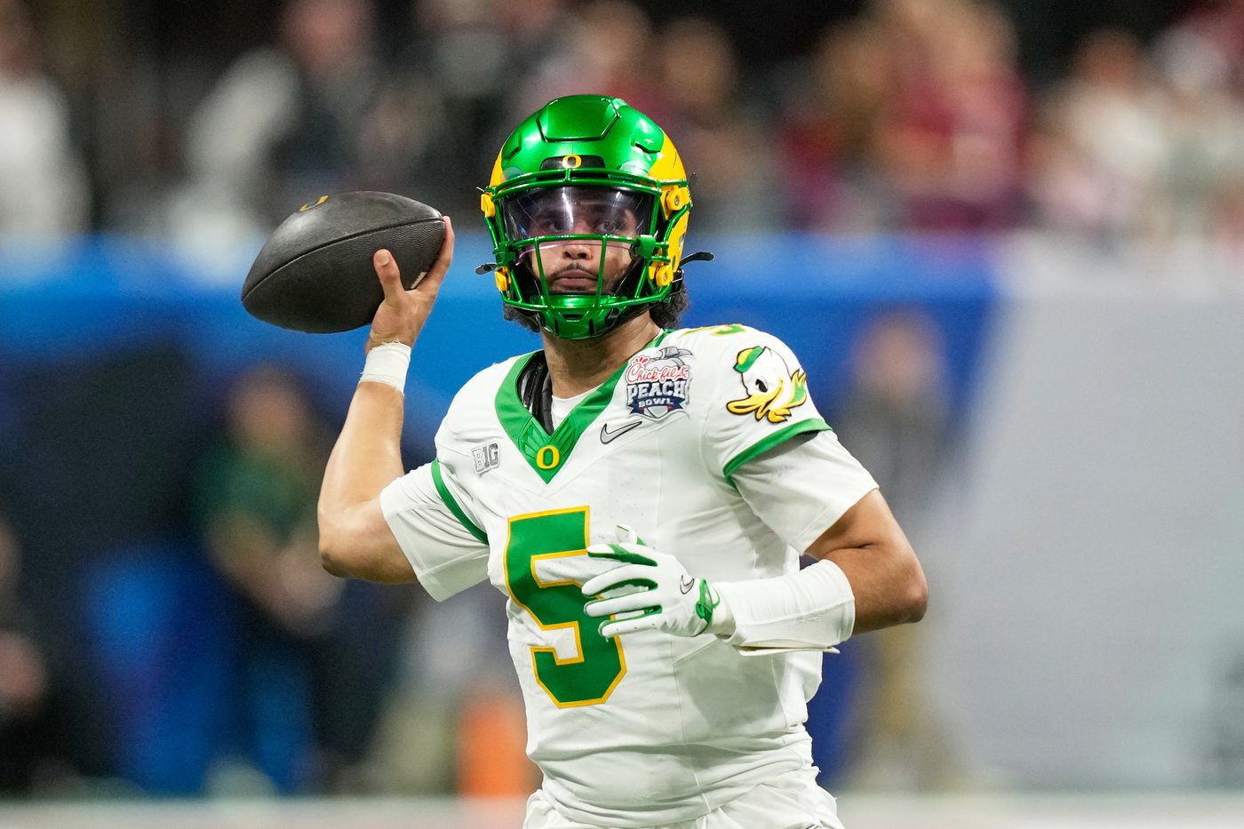 Oregon QB Dante Moore reveals he has fought depression and seeks support for mental health services | iNFOnews.ca Oregon QB Dante Moore reveals he has fought depression and seeks support for mental health services | iNFOnews.ca