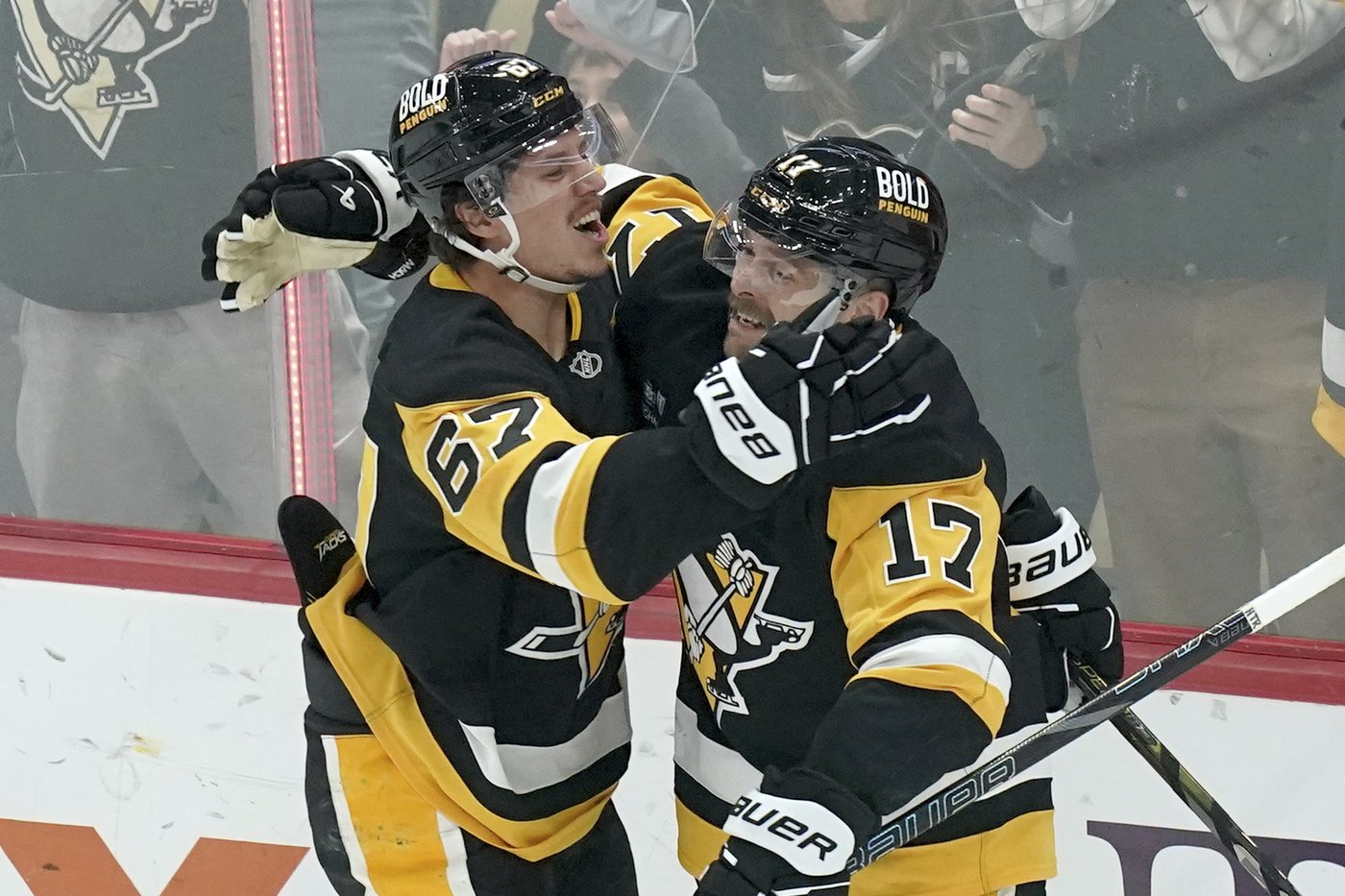 Rust helps Penguins beat Canucks 5-4 to snap three-game skid | iNFOnews.ca Rust helps Penguins beat Canucks 5-4 to snap three-game skid | iNFOnews.ca