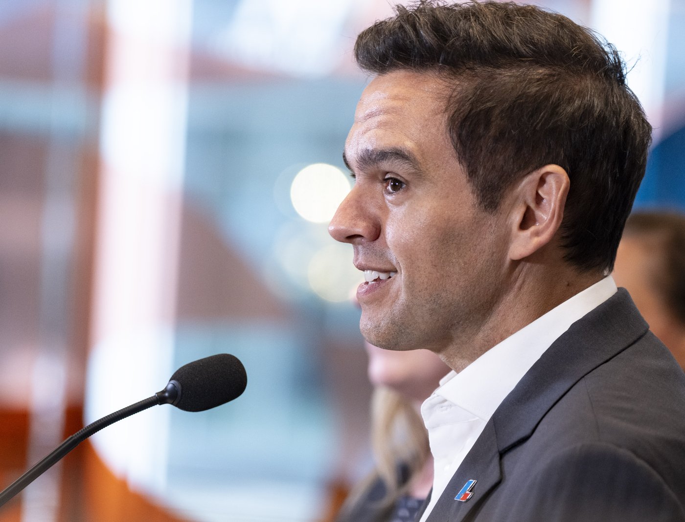 Parties talk taxes, trade war and parental leave on Day 2 of Quebec election campaign | iNFOnews.ca