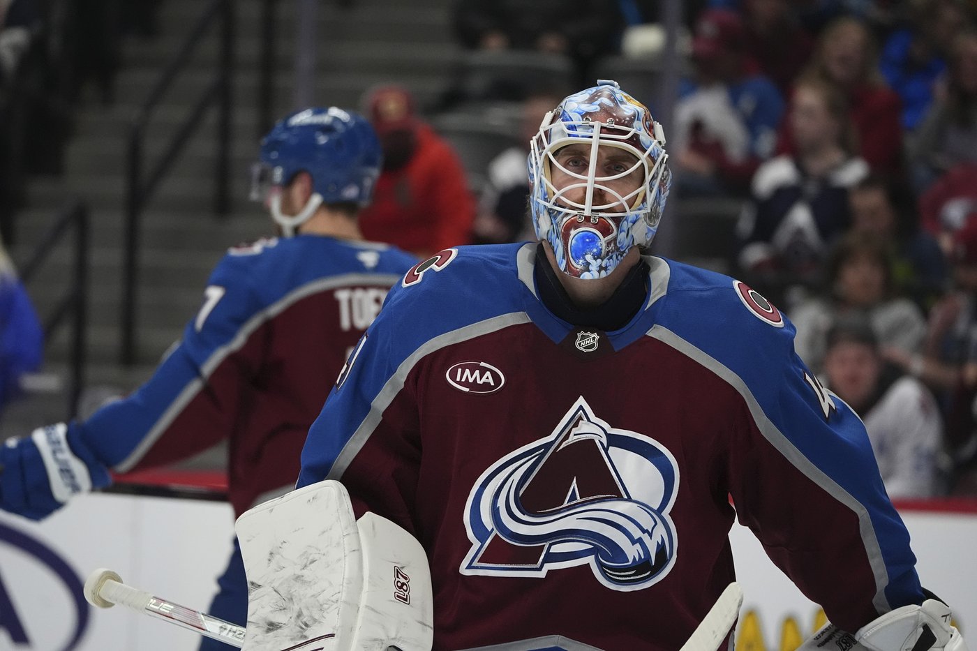 Jared Bednar upset with no whistle on play where Avalanche goalie Scott Wedgewood was hurt | iNFOnews.ca Jared Bednar upset with no whistle on play where Avalanche goalie Scott Wedgewood was hurt | iNFOnews.ca