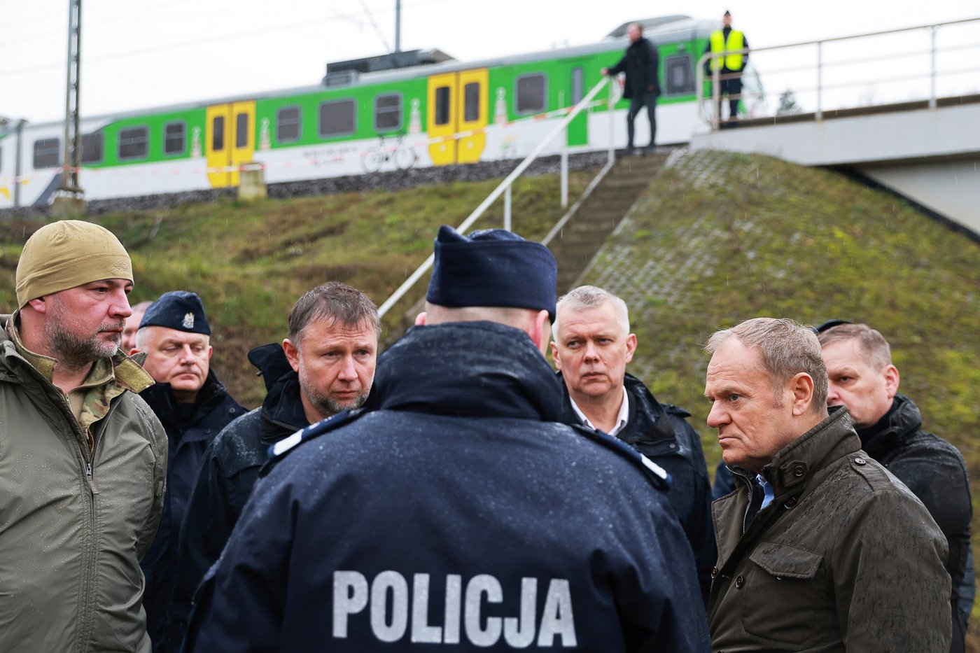 Poland says 2 Ukrainians working for Russia are suspected in railway track blast | iNFOnews.ca Poland says 2 Ukrainians working for Russia are suspected in railway track blast | iNFOnews.ca