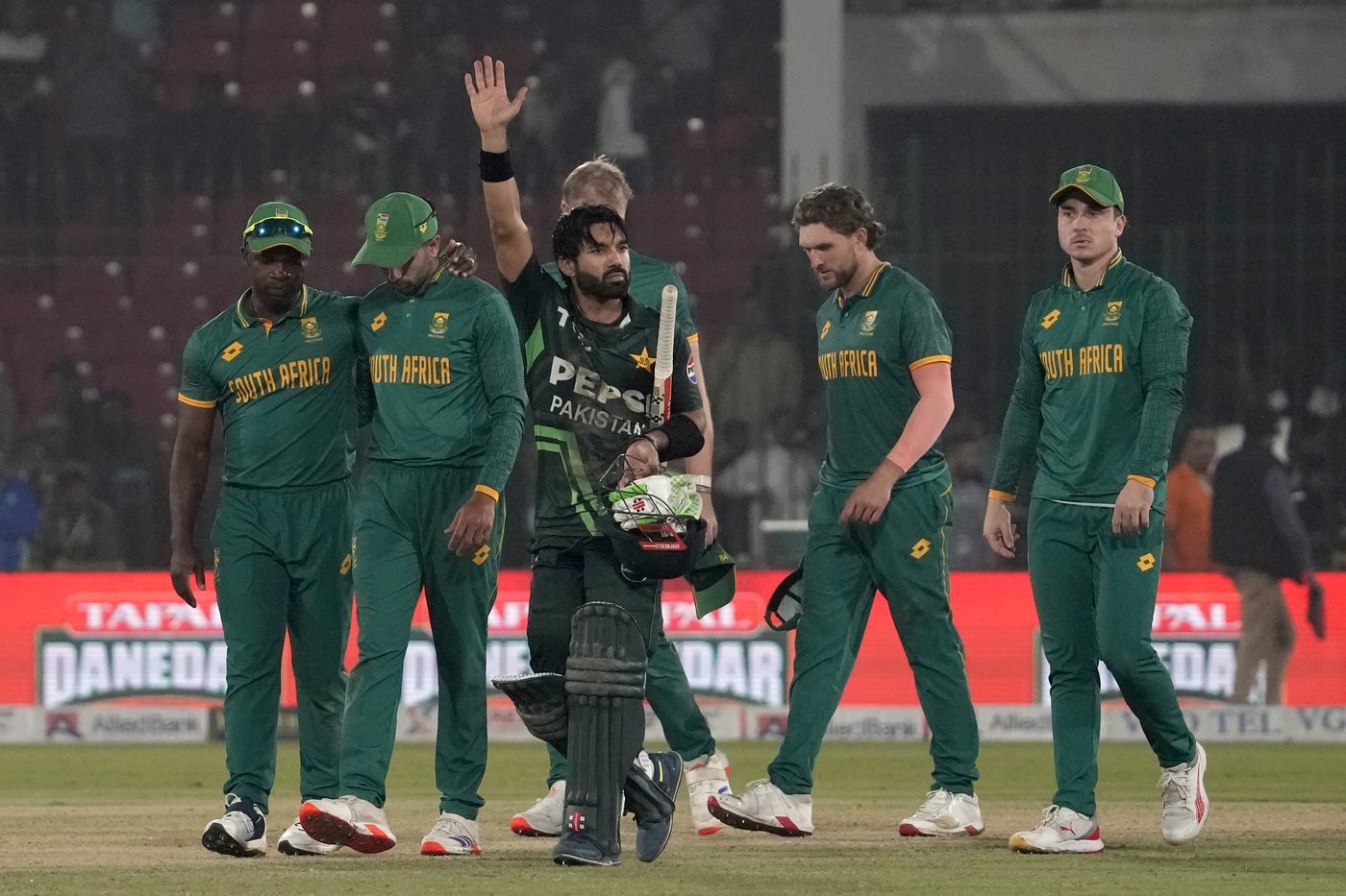 Salman and Rizwan centuries power Pakistan to record chase and place in tri-nation series final | iNFOnews.ca Salman and Rizwan centuries power Pakistan to record chase and place in tri-nation series final | iNFOnews.ca
