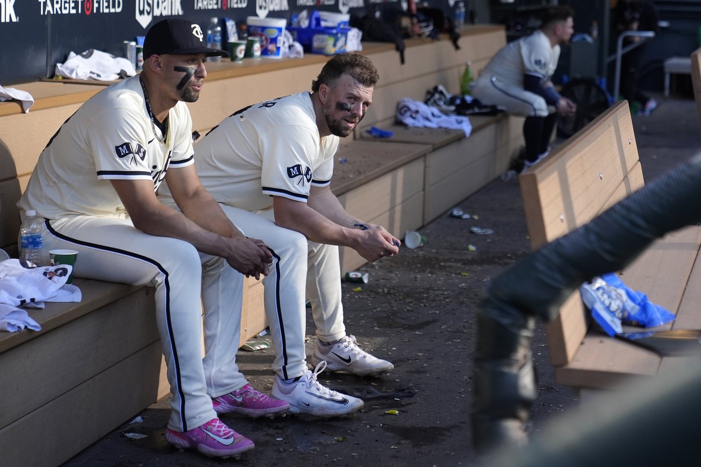 Twins let 4 coaches go after late-season flop, including entire hitting staff | iNFOnews.ca Twins let 4 coaches go after late-season flop, including entire hitting staff | iNFOnews.ca