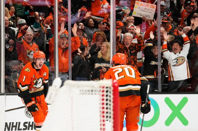 After 7 seasons without playoffs, Anaheim Ducks surge into 2nd round with a stellar series win | iNFOnews.ca