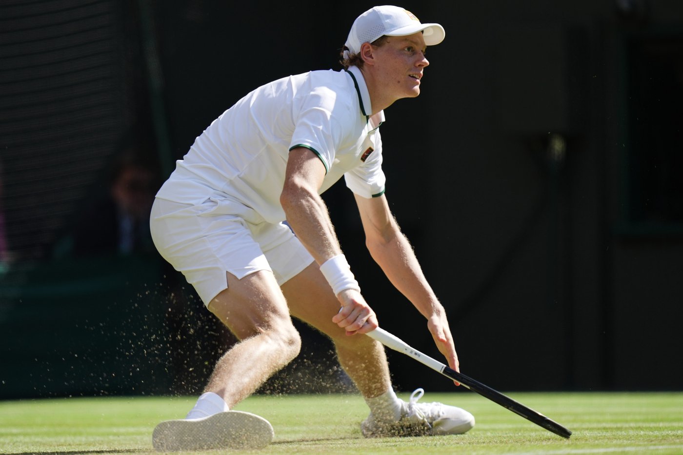 Lindsey Vonn says Jannik Sinner's skiing background helps his movement at Wimbledon | iNFOnews.ca
