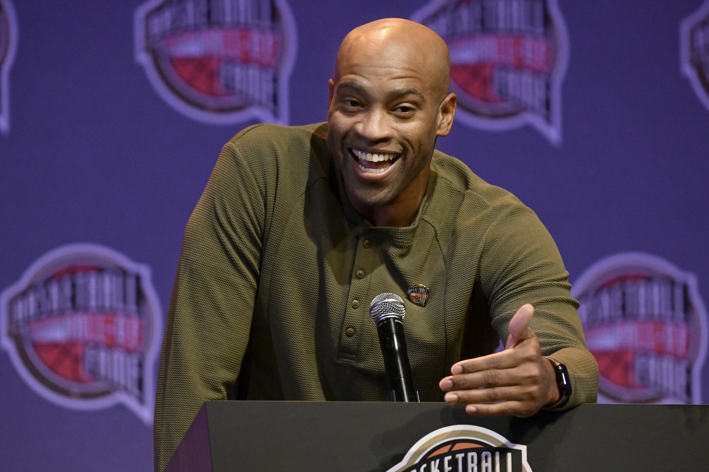 Carter soared quickly and Billups started slowly, but there's more than one road to the Hall of Fame | iNFOnews.ca