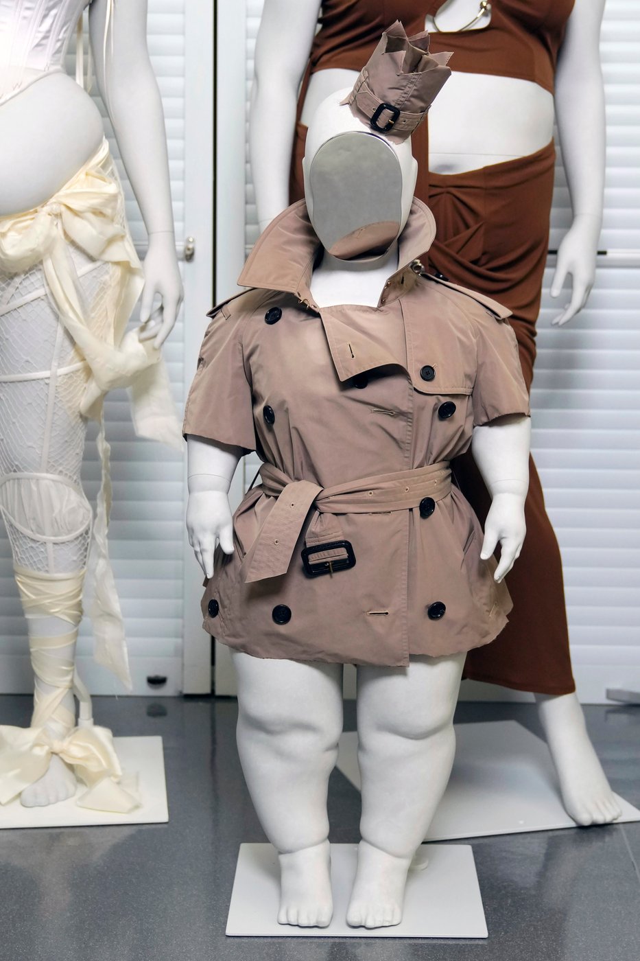 Most fashion mannequins are about a size 2. The Met Gala exhibit is making room for diverse bodies | iNFOnews.ca Most fashion mannequins are about a size 2. The Met Gala exhibit is making room for diverse bodies | iNFOnews.ca