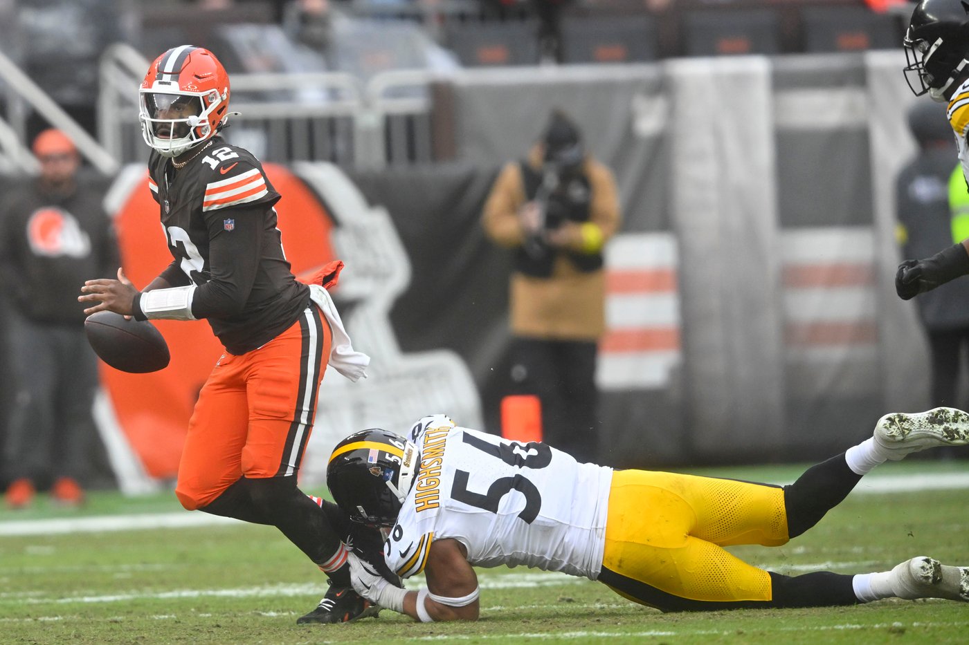 The erratic Steelers blew a chance to clinch the AFC North in Cleveland. Week 18 could go either way | iNFOnews.ca