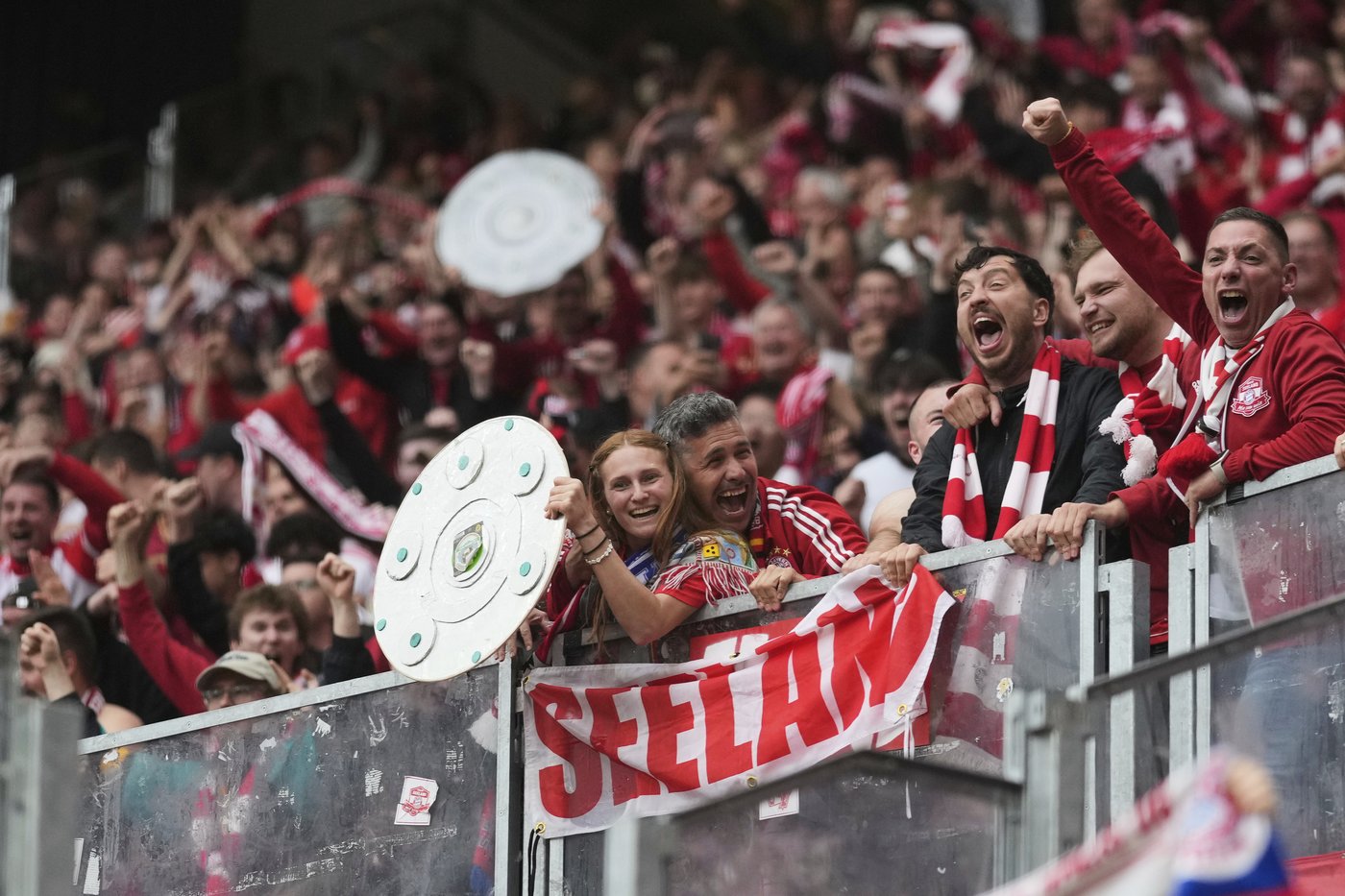 Kane thought he'd won his first career title then Leipzig scored to delay Bayern's party | iNFOnews.ca