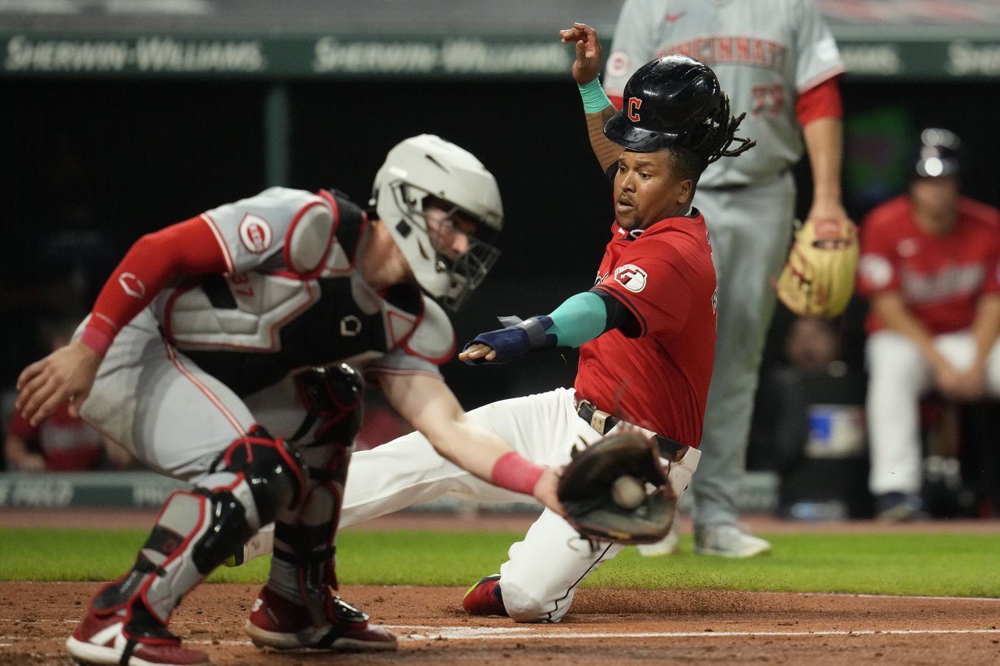 AL Central champion Guardians clinch first-round bye in postseason with 6-1 victory over Reds | iNFOnews.ca