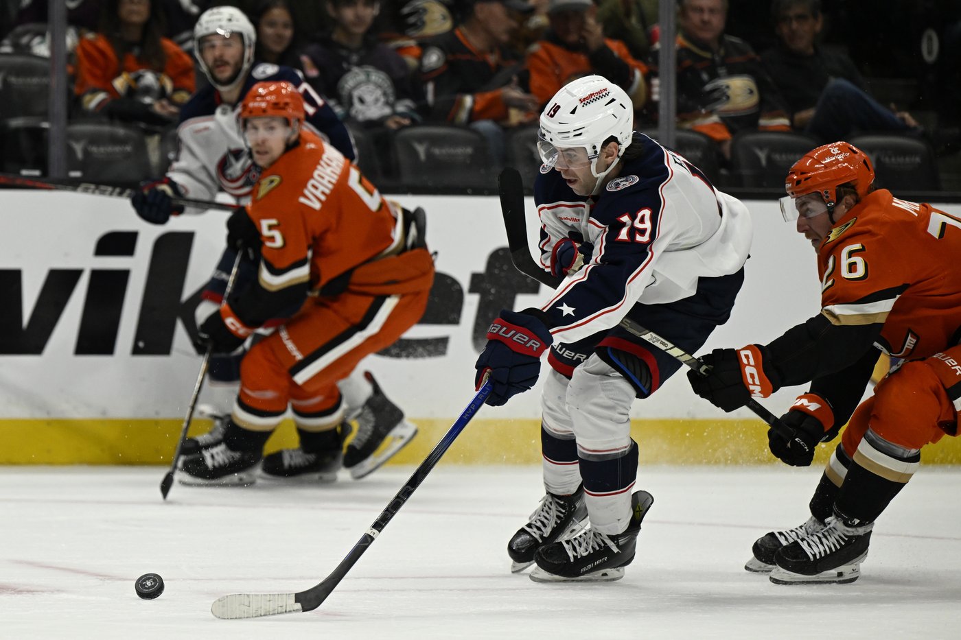 Ducks end four-game skid with 4-2 victory over Blue Jackets in John Gibson's return | iNFOnews.ca Ducks end four-game skid with 4-2 victory over Blue Jackets in John Gibson's return | iNFOnews.ca