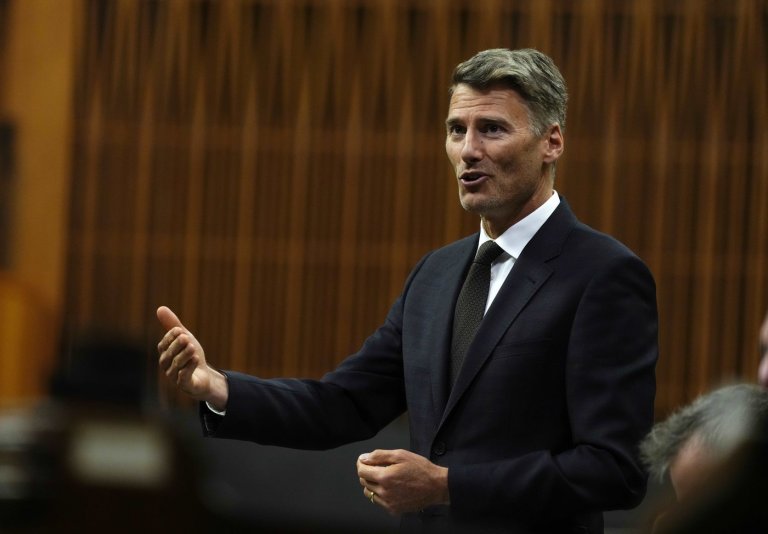 Housing minister won't commit to Liberal election promise to cut development fees | iNFOnews.ca