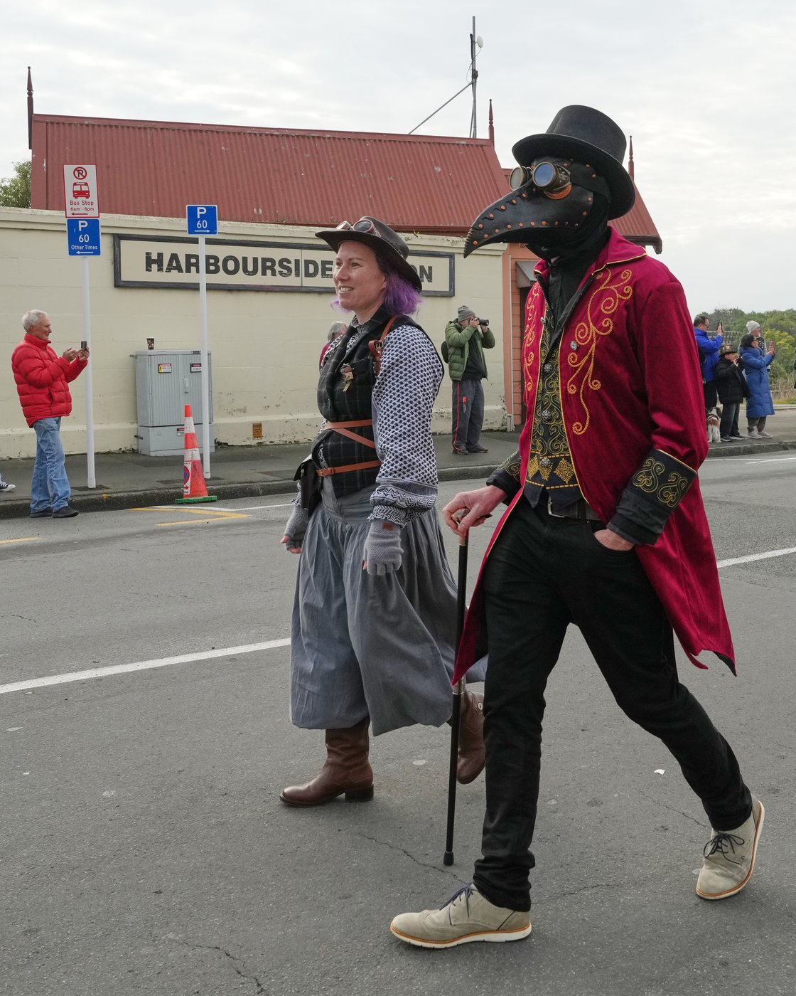 Steampunk festival creates an unlikely capital for Victorian style and sci-fi oddity in New Zealand | iNFOnews.ca