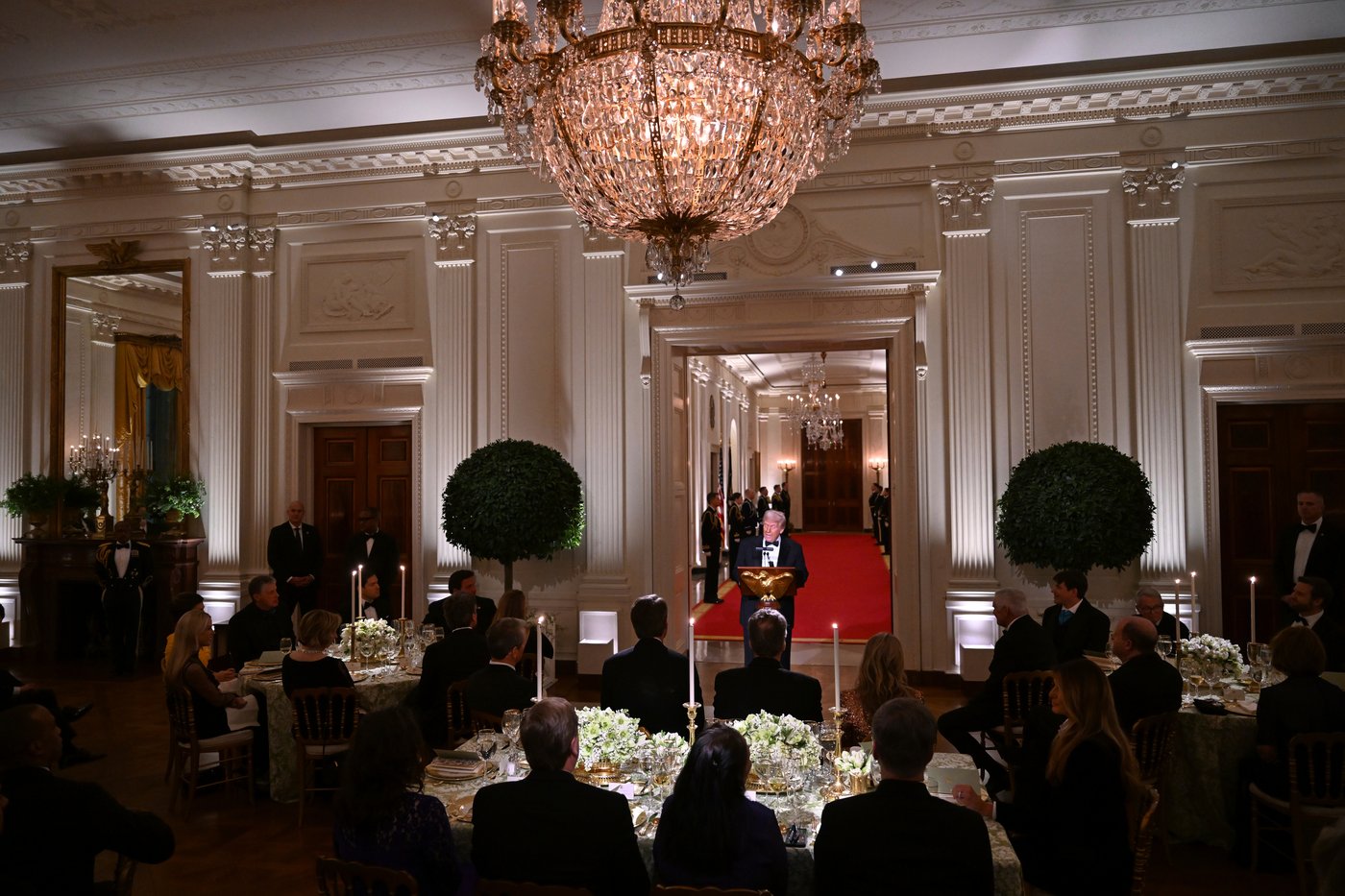 Bipartisan US governors' group faces division over Trump's deployment of troops to states | iNFOnews.ca