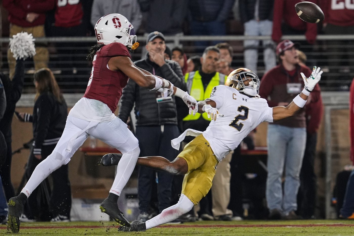 Love gets hurt but returns as No. 9 Notre Dame routs Stanford 49-20 | iNFOnews.ca Love gets hurt but returns as No. 9 Notre Dame routs Stanford 49-20 | iNFOnews.ca