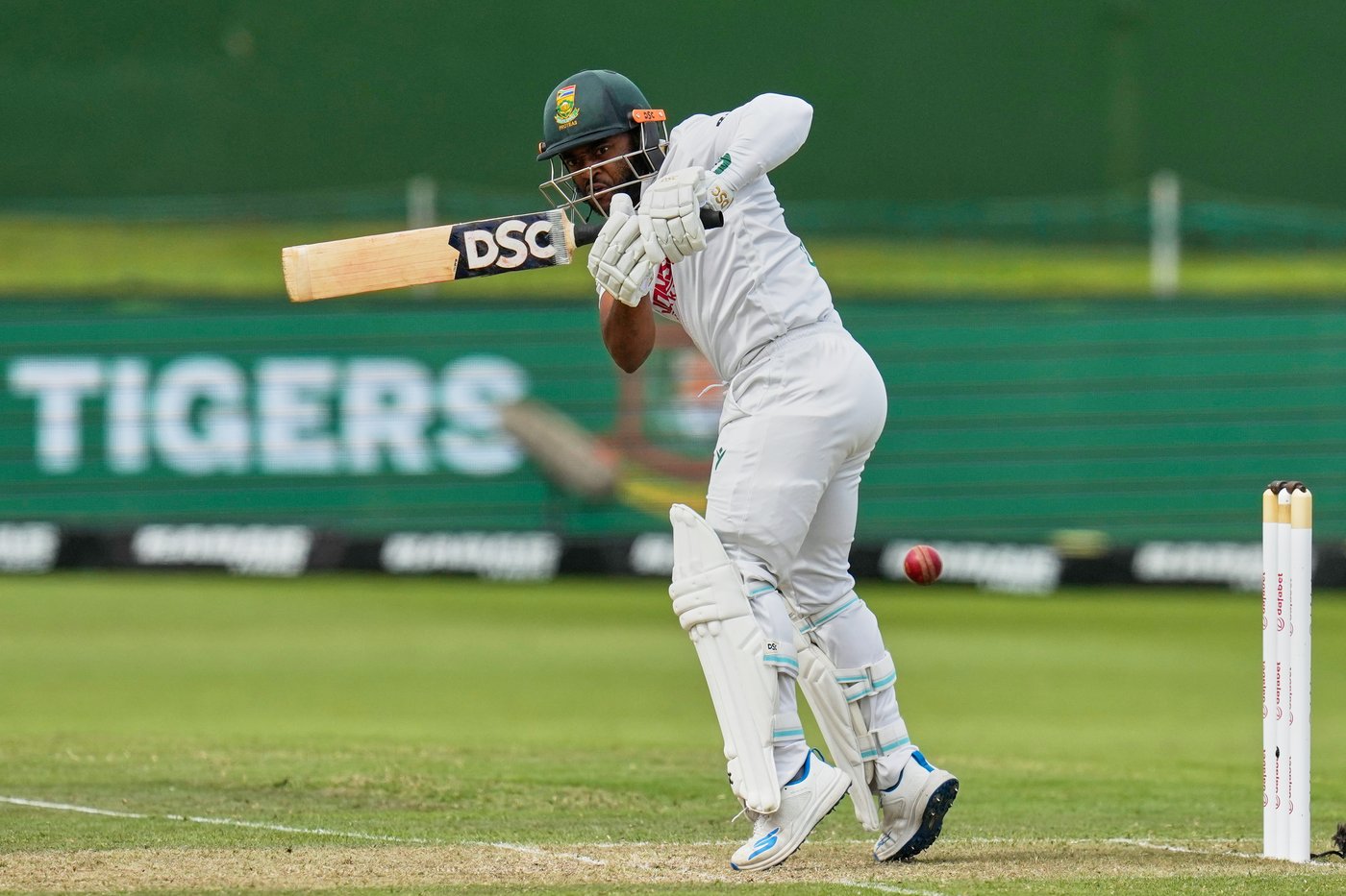 Skipper Bavuma’s 179 puts South Africa in control in 2nd test vs Australia | iNFOnews.ca Skipper Bavuma’s 179 puts South Africa in control in 2nd test vs Australia | iNFOnews.ca