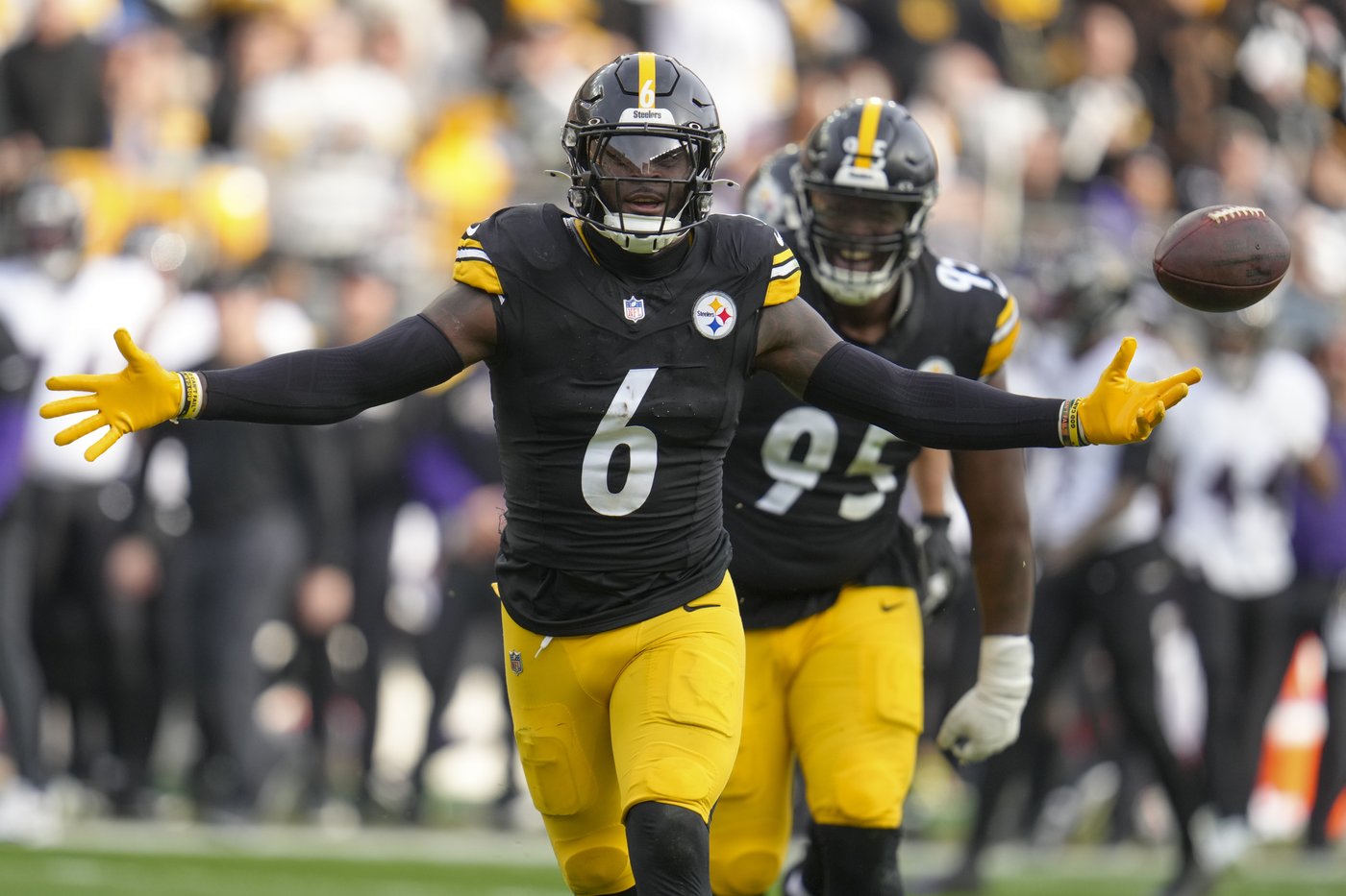 Boswell kicks 6 field goals and the Steelers bottle up Lamar Jackson in 18-16 win over the Ravens | iNFOnews.ca