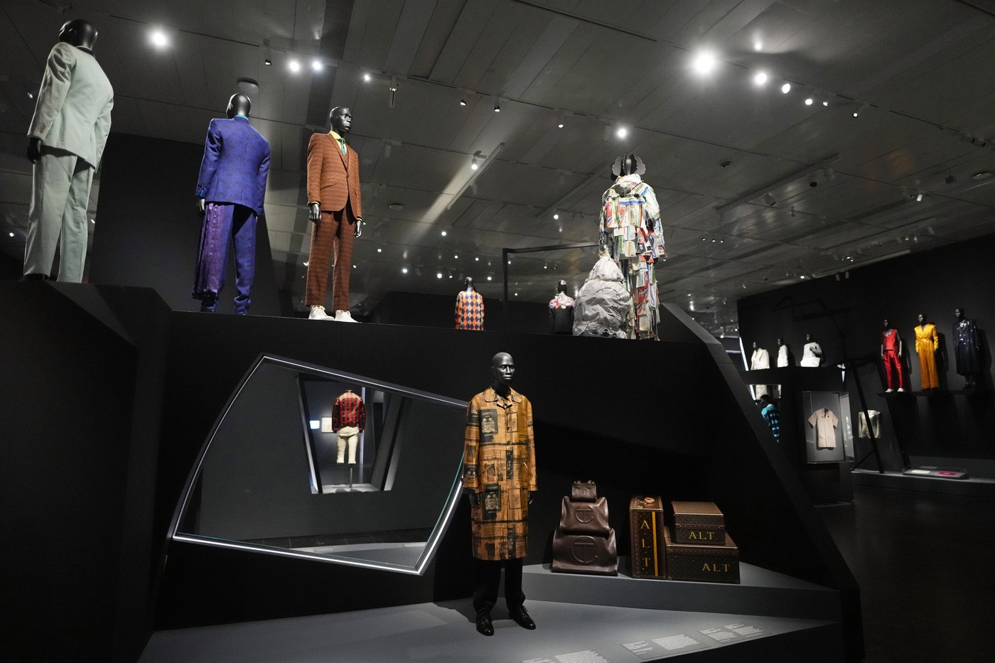New Met Gala exhibit 'Superfine' gives voice to emerging Black designers | iNFOnews.ca New Met Gala exhibit 'Superfine' gives voice to emerging Black designers | iNFOnews.ca