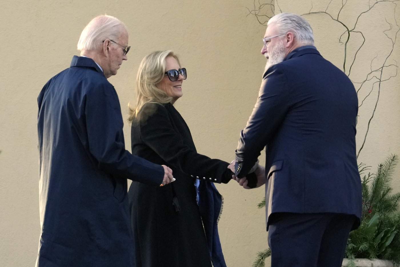 Biden honors memory of his late first wife and baby daughter who died in a 1972 Delaware car crash | iNFOnews.ca Biden honors memory of his late first wife and baby daughter who died in a 1972 Delaware car crash | iNFOnews.ca