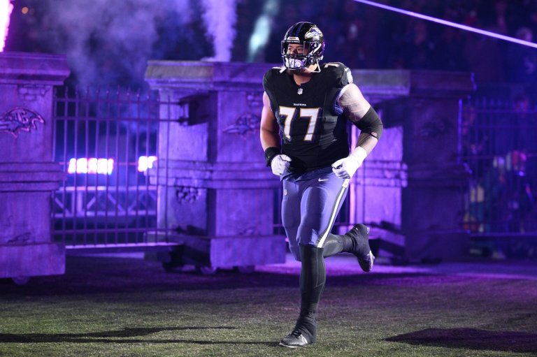 Jaguars are acquiring guard Daniel Faalele from the Giants for a draft pick, AP source says | iNFOnews.ca