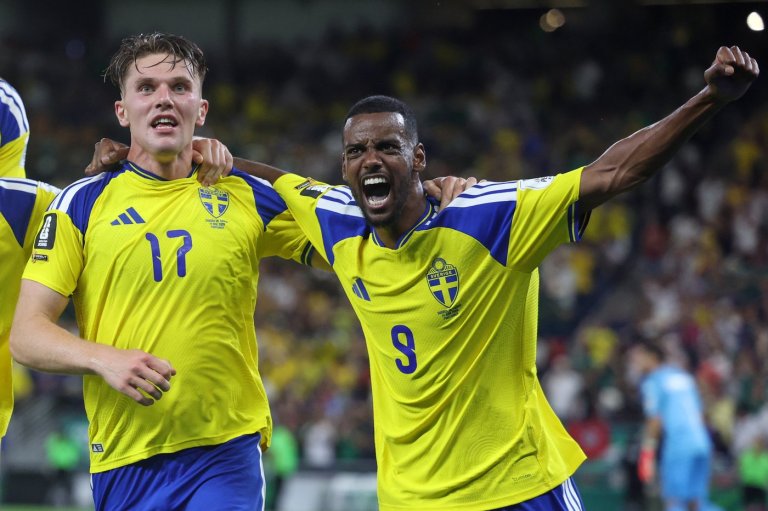World Cup what to know: Netherlands, Sweden face off as group stage reaches halfway point | iNFOnews.ca