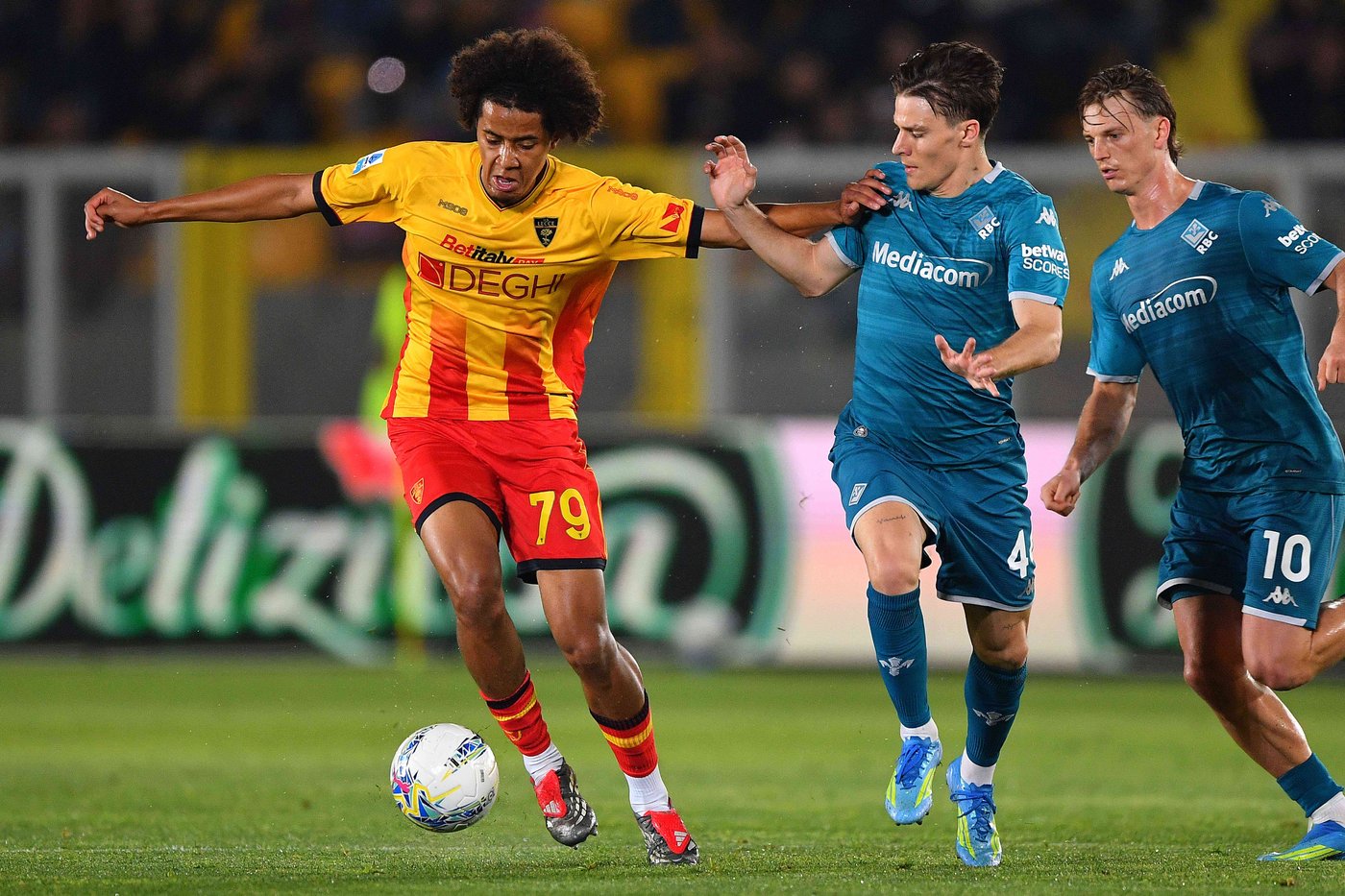 Relegation-threatened Lecce halts losing streak with draw against Fiorentina | iNFOnews.ca