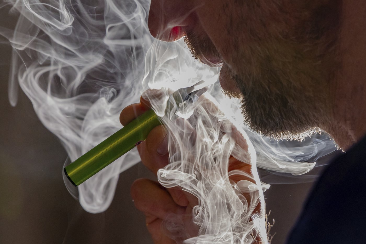 Belgium will ban sales of disposable e-cigarettes in a first for the EU | iNFOnews.ca