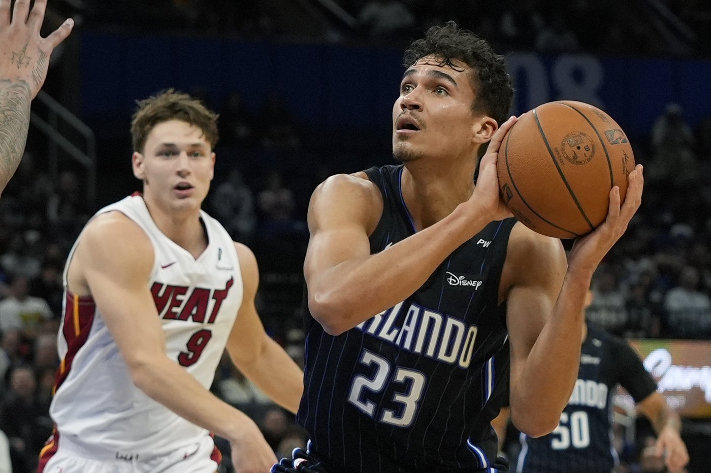 Magic tie franchise record with 25-point comeback in 121-114 win over Heat | iNFOnews.ca Magic tie franchise record with 25-point comeback in 121-114 win over Heat | iNFOnews.ca