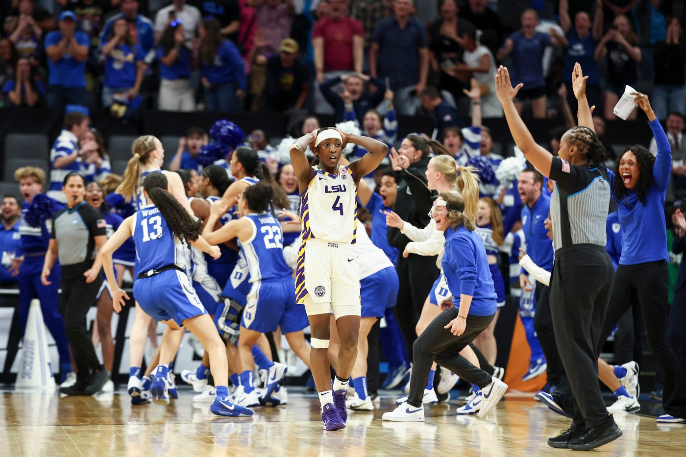 Flau’jae Johnson’s stellar career at LSU ends on a 3-pointer at the buzzer by Duke | iNFOnews.ca Flau’jae Johnson’s stellar career at LSU ends on a 3-pointer at the buzzer by Duke | iNFOnews.ca
