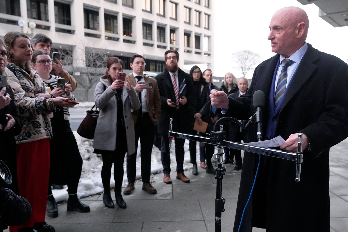 Judge seems skeptical of legal justification for Pentagon's punishment of Sen. Mark Kelly | iNFOnews.ca Judge seems skeptical of legal justification for Pentagon's punishment of Sen. Mark Kelly | iNFOnews.ca